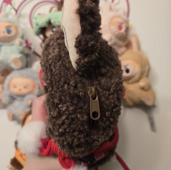 Popmart Plush labubu bag. - Picture 4 of 5